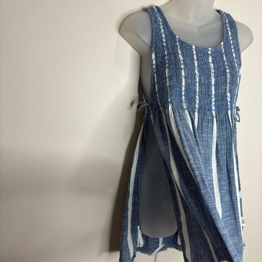 Free People Blue white Tank top side Slit 100% Cotton size XS Sleeveless Classic - Image 4