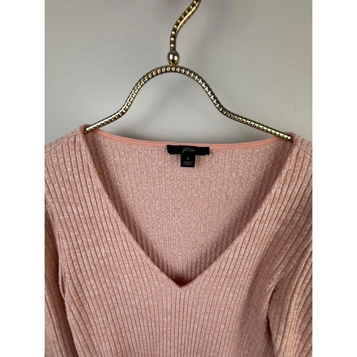 J. Crew Peachy Pink Soft Ribbed V-Neck Sweater - Size - Small - Image 4
