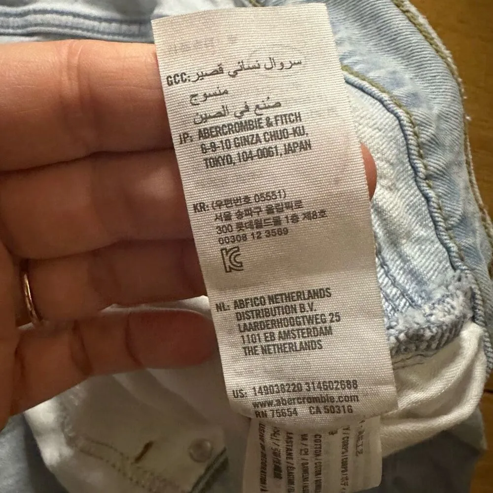 Abercrombie 7” dad short high rise 36/22 - Image 3
