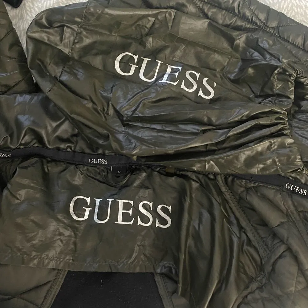 GUESS SZ M Packable Long Sleeve Puffy Quilted Jacket w/Bag and Hidden Hood - Image 7