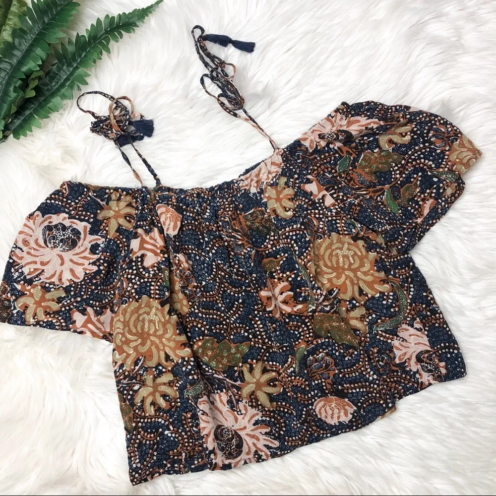 Madewell Silk Cold Shoulder Top - Image 5