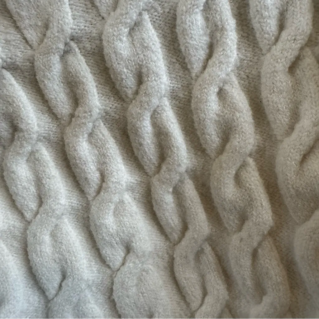 Aritzia Babaton Wool Cable Knit Cropped Cream Sweater - Image 7