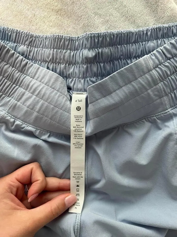 Lululemon Hotty Hot HR 4” Shorts - Image 5