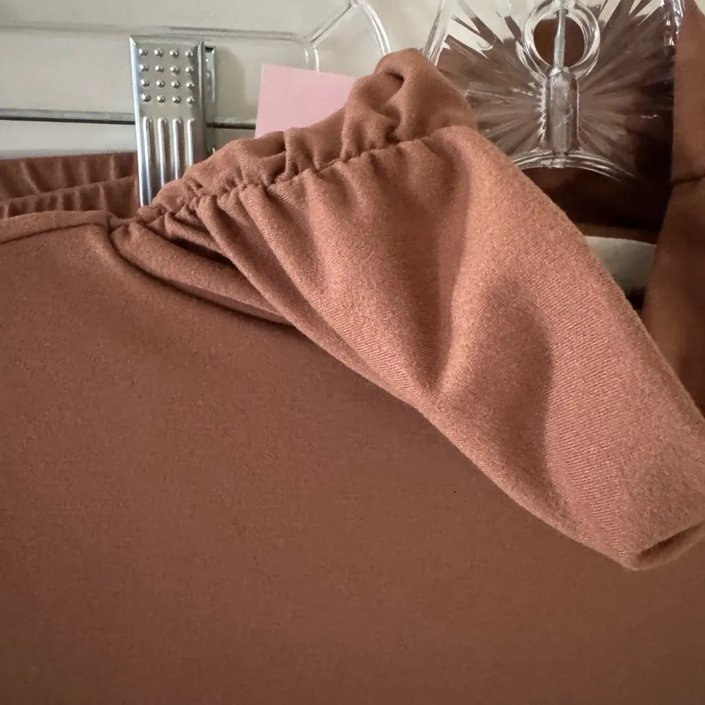 NWT Zenana Turtleneck Top & Leggings Lounge Set in Brown - Image 5