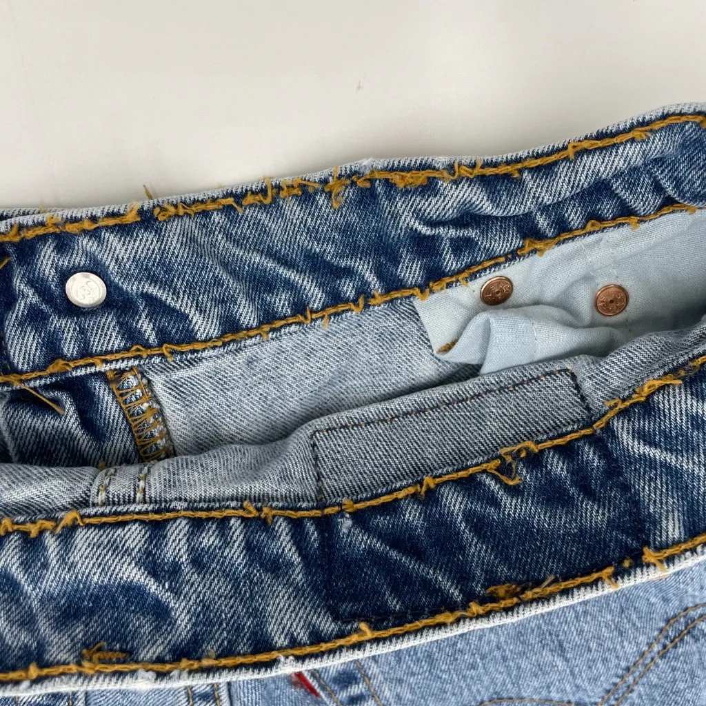 Vintage 90s Levi's Cut-Off Shorts 551 12 Petite Raw‎ Hem Blue 1995 Casual Frayed - Image 9
