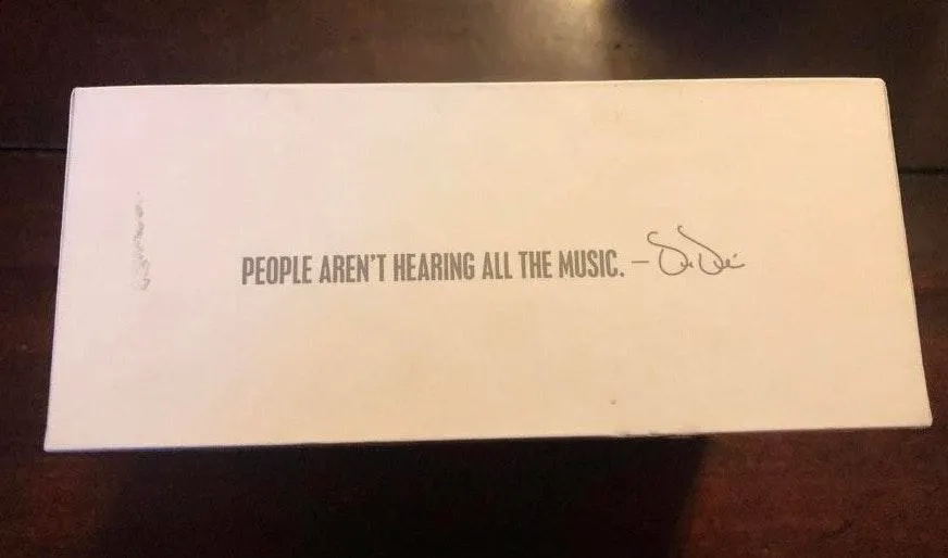 Beats by Dre Rose Gold Ear Buds - Image 7