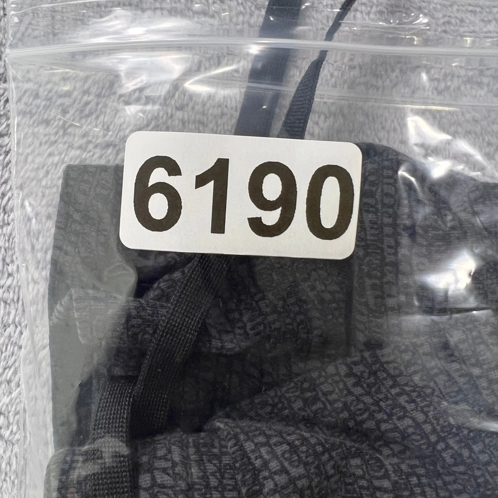 Pair of Thieves Women's Lounge Shorts Small Black Textured Knit Soft Drawstring Gray Size undefined - Image 9