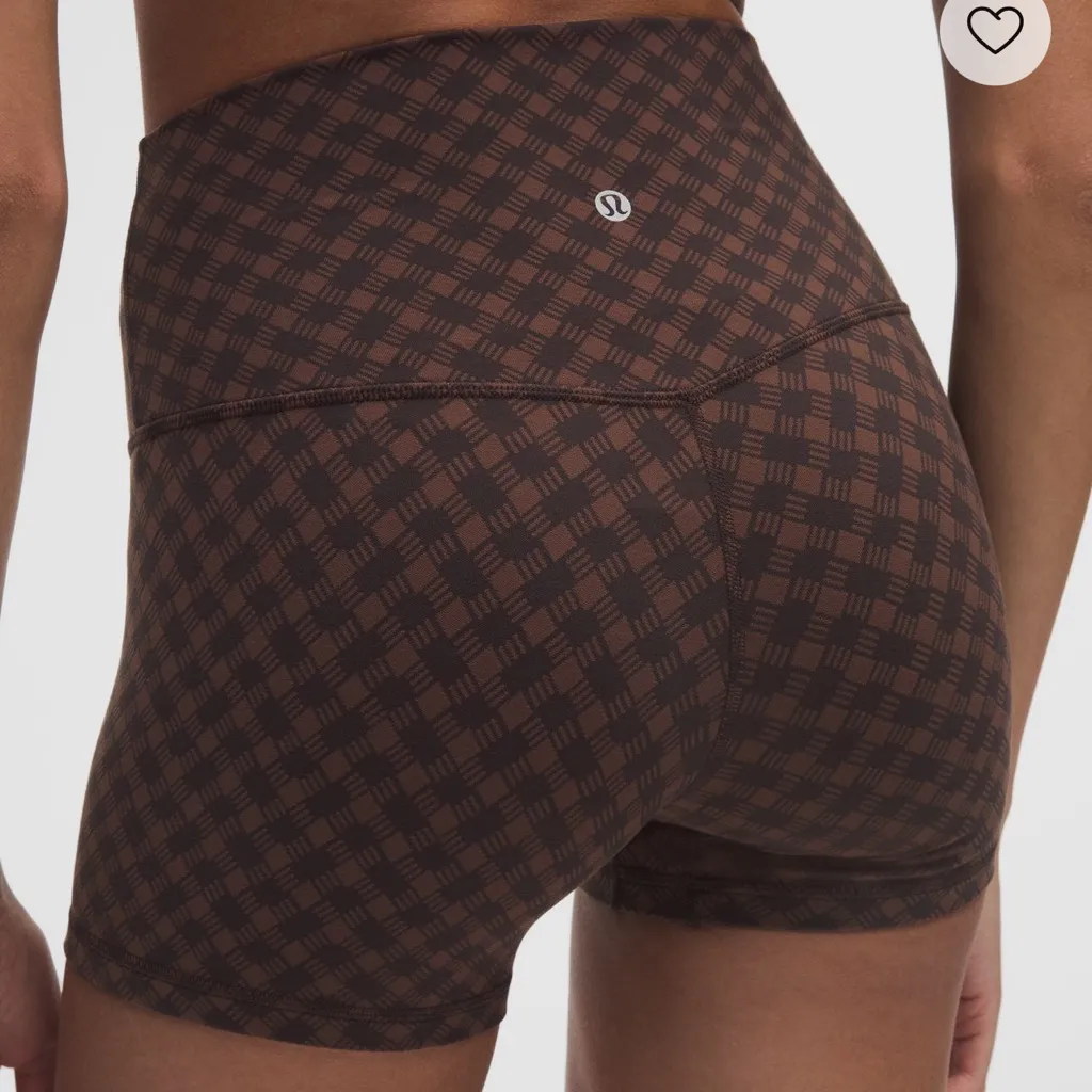 NWT lululemon Align High-Rise Short
4" Jacquard - Image 2