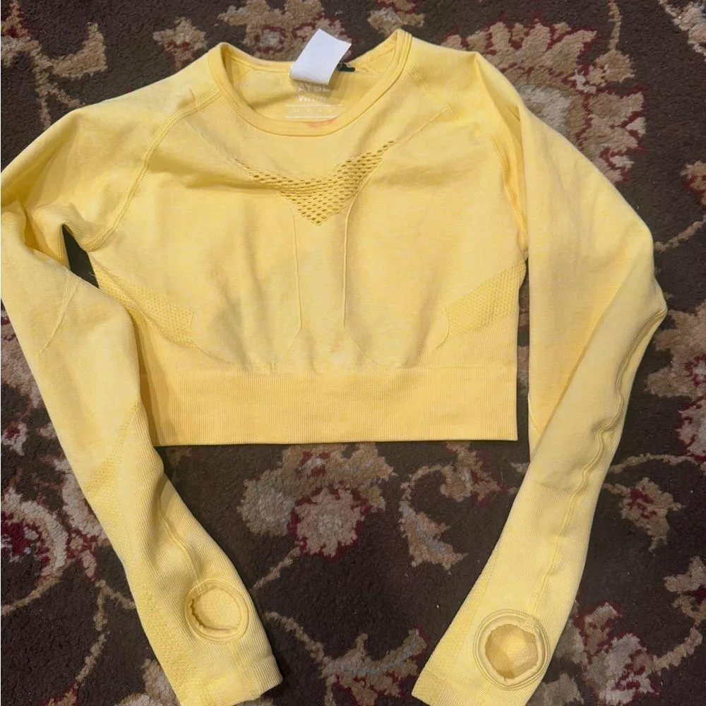 AYBL Women's Yellow Workout Set - Image 8