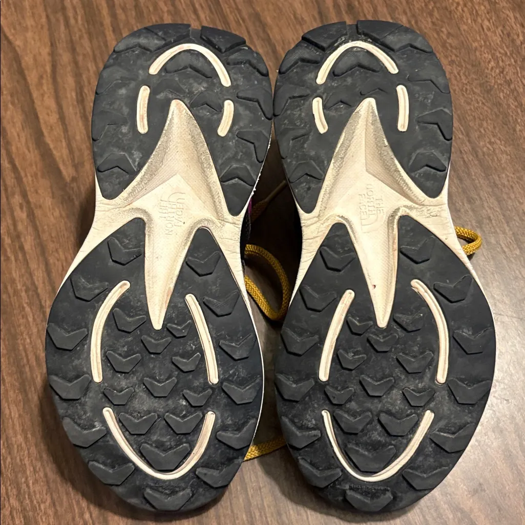 The North Face Size 7.5 Hypnum Luxe Hiking Shoes - Image 7