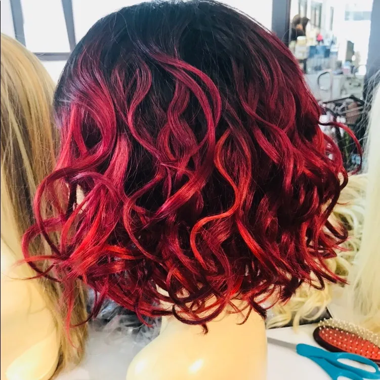 Short Curly middle Part ombré wig - Image 8