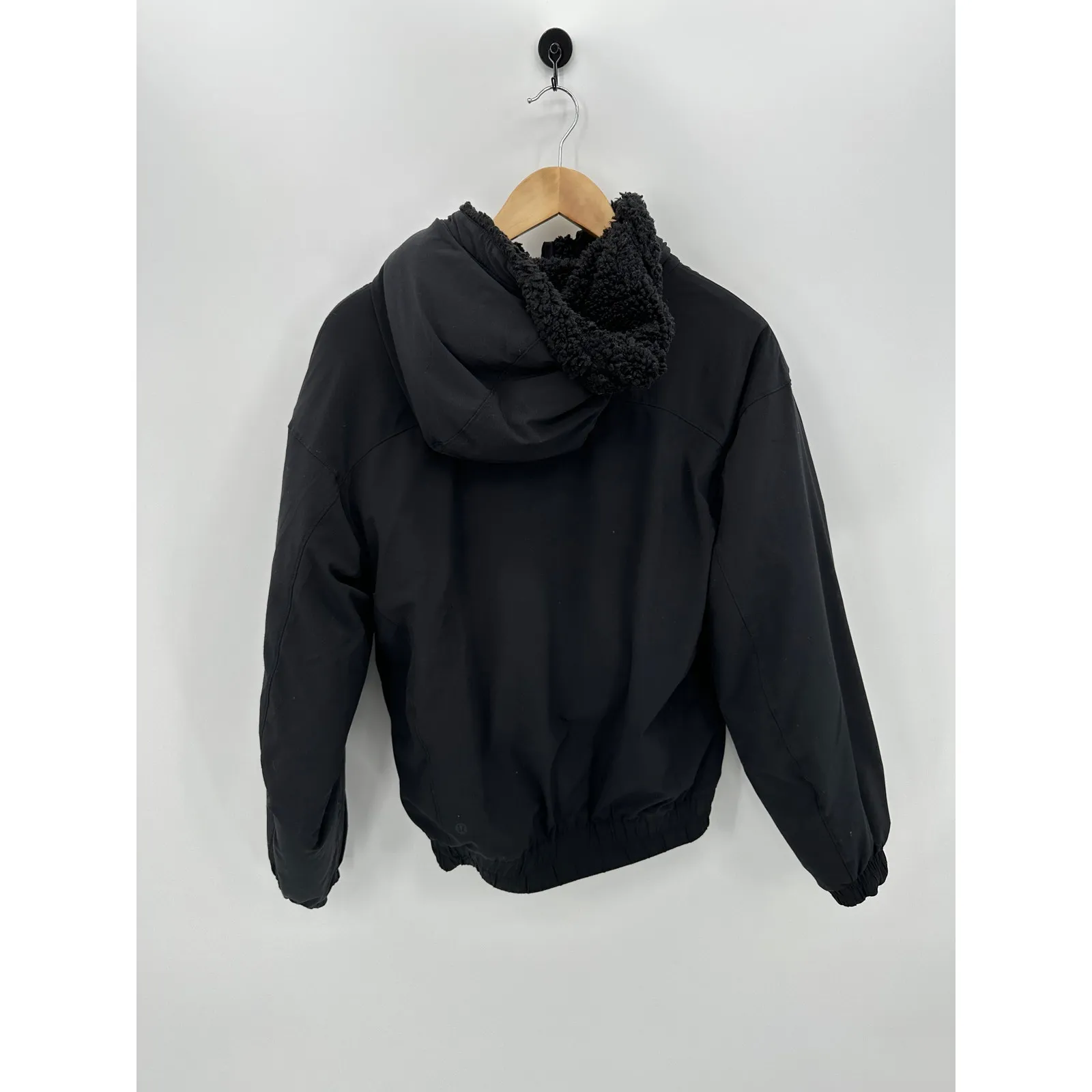 Lululemon Reversible Fleece Jacket Women Size 8 Black Full Zip‎ Sherpa Lined - Image 2