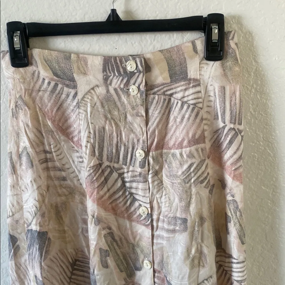 Vintage Button - Image 5