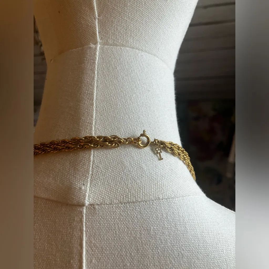 Vintage Crown Trifari Pendant Double Chain Gold Tone Necklace with Hang Tag - Image 6