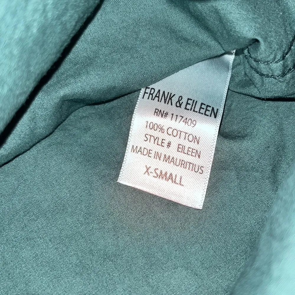 Frank & Eileen Eileen Relaxed Button-Up Featherweight‎ Forest Green XS - Image 10