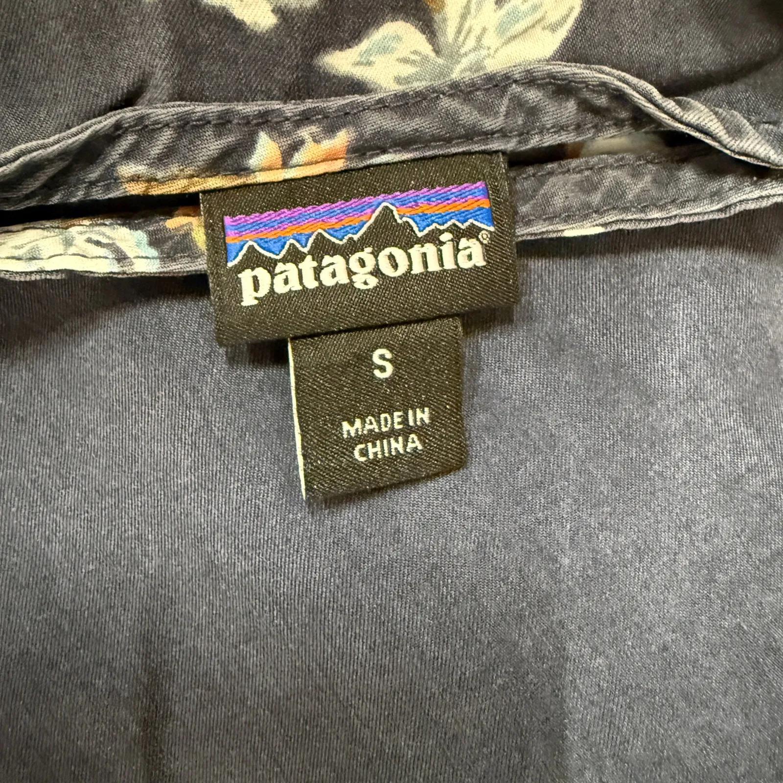 Patagonia Navy Blue Floral June Lake Tencel Shift Dress Size Small - Image 9