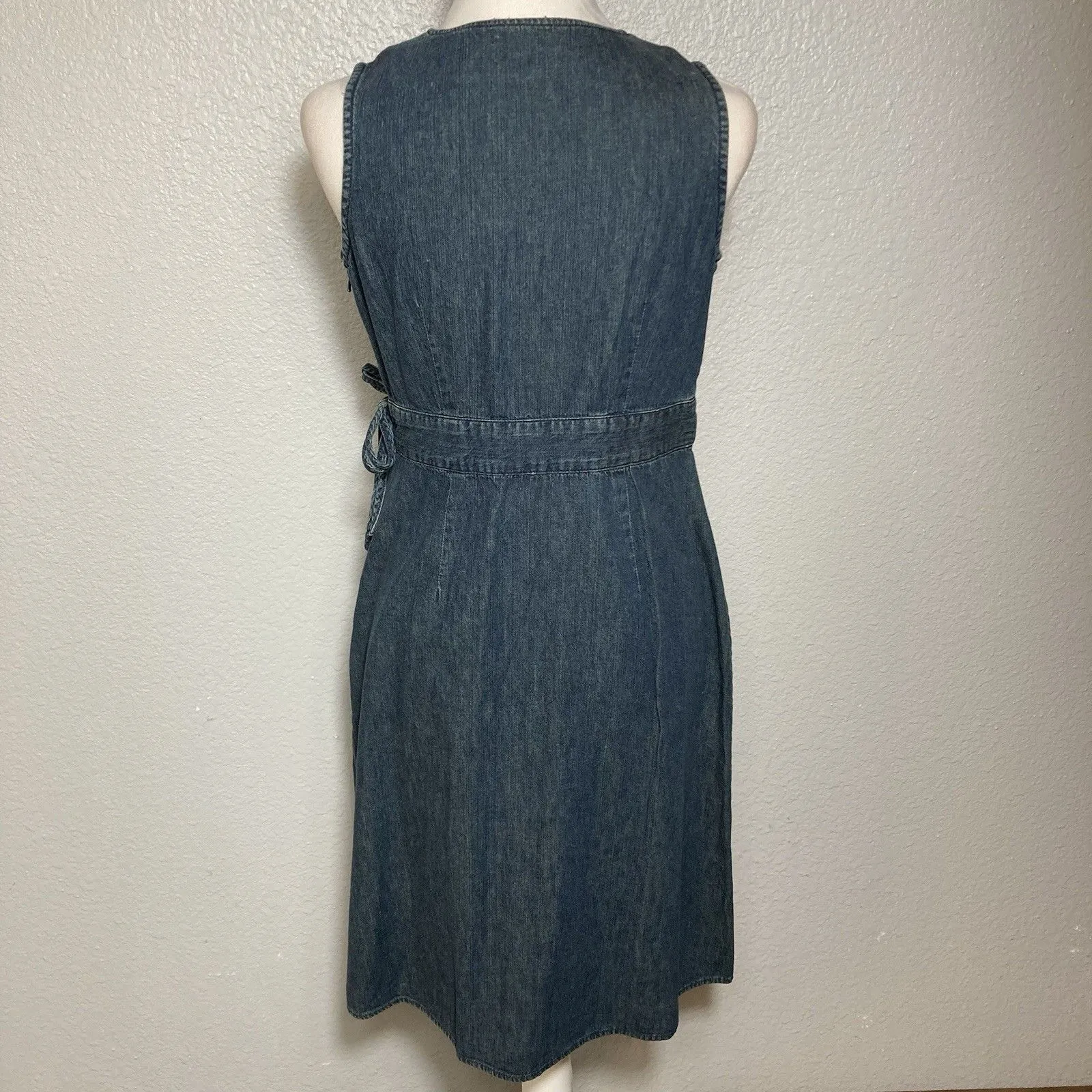 Old Navy Women Maternity XS Blue Denim Cross Over Side Tie Waist  Dress Jumper - Image 5