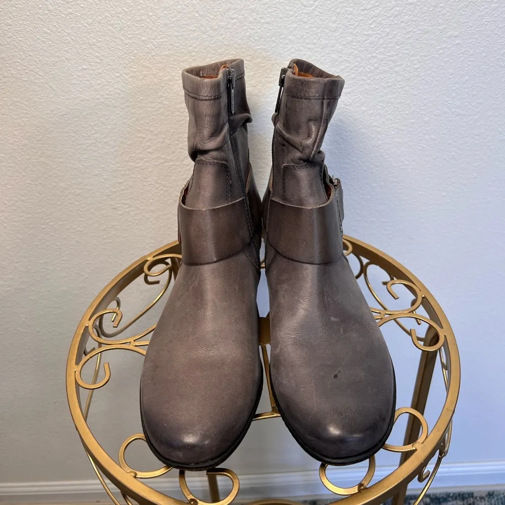 Pikolinos NWOB Moto Gray Distressed Booties Size 6.5-7 - Image 3