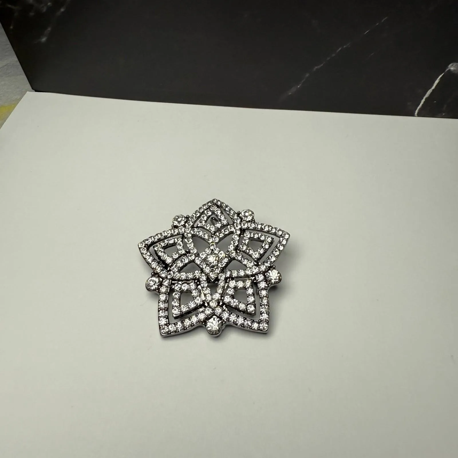 Winter Snowflake Rhinestone Brooch Pin Gunmetal Tone Christmas Dual Pendant - Image 10