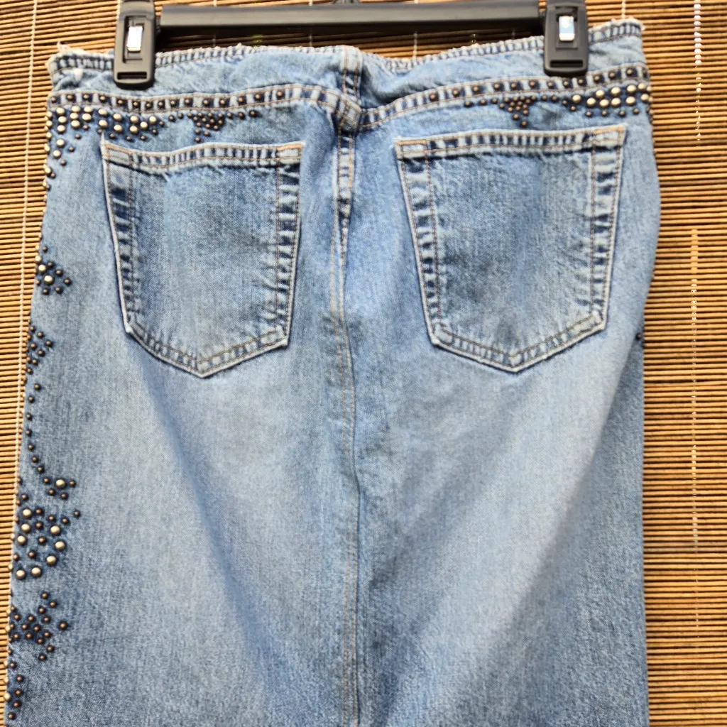 Y2K Express Jeans Studded Button Fly light faded denim maxi skirt 7/8 Blue Size undefined - Image 8
