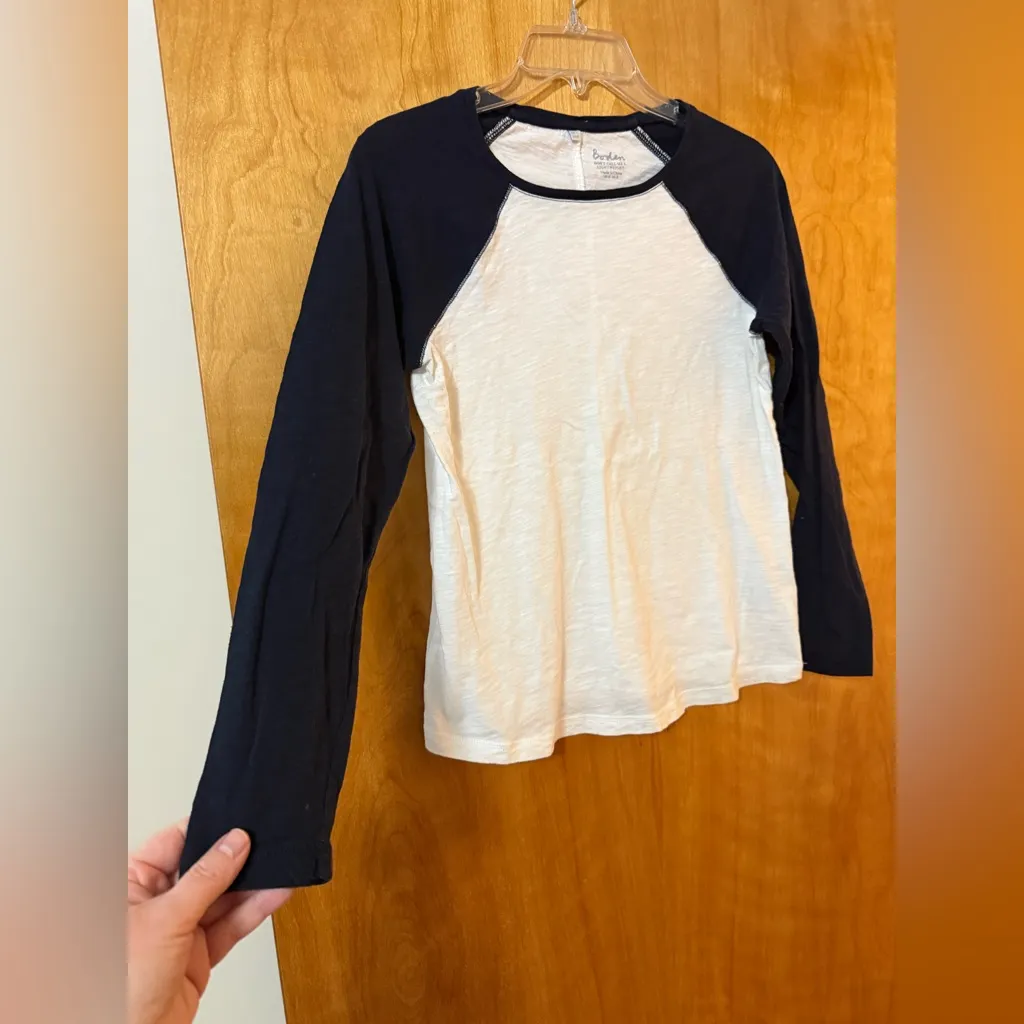 Boden Women’s Shirt Baseball Tee White Body Navy Blue Long Sleeves US 8 - Image 6