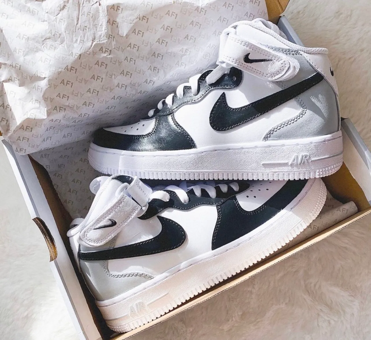 Nike Air Force 1 Mid Custom - Image 2