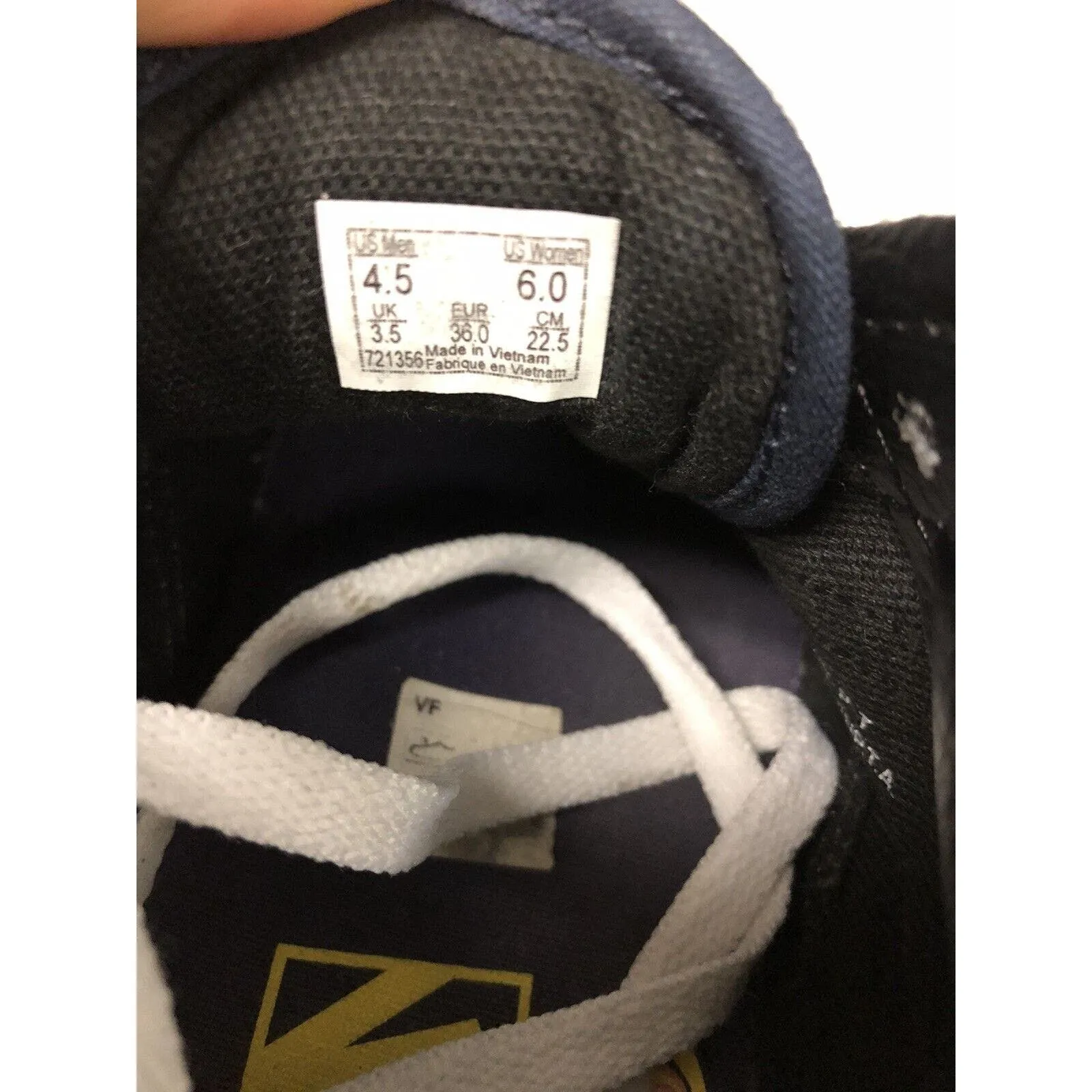 Vans X Sailor Moon Old Skool Navy/Black Sneakers Women’s 6‎ Limited-Edition 2022 - Image 11