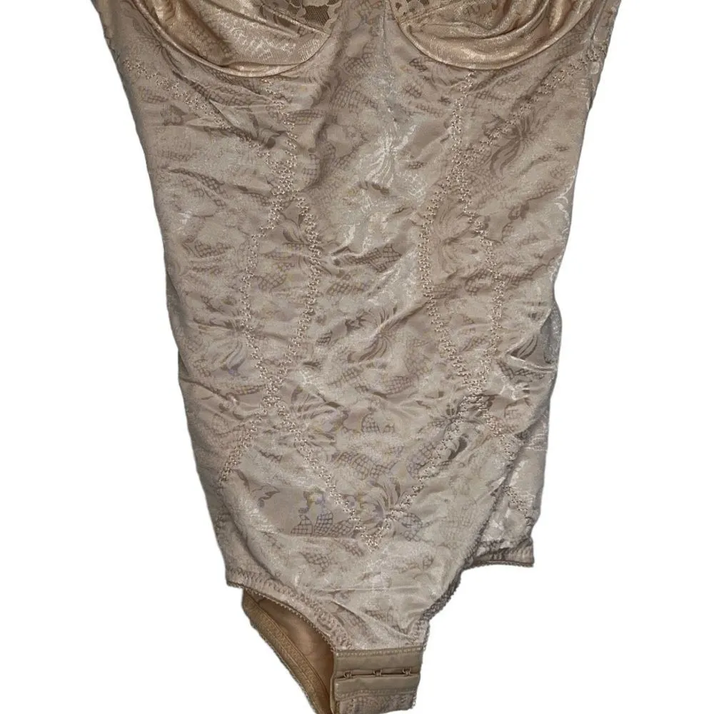 Flexees‎ Undergarment Size undefined - Image 3