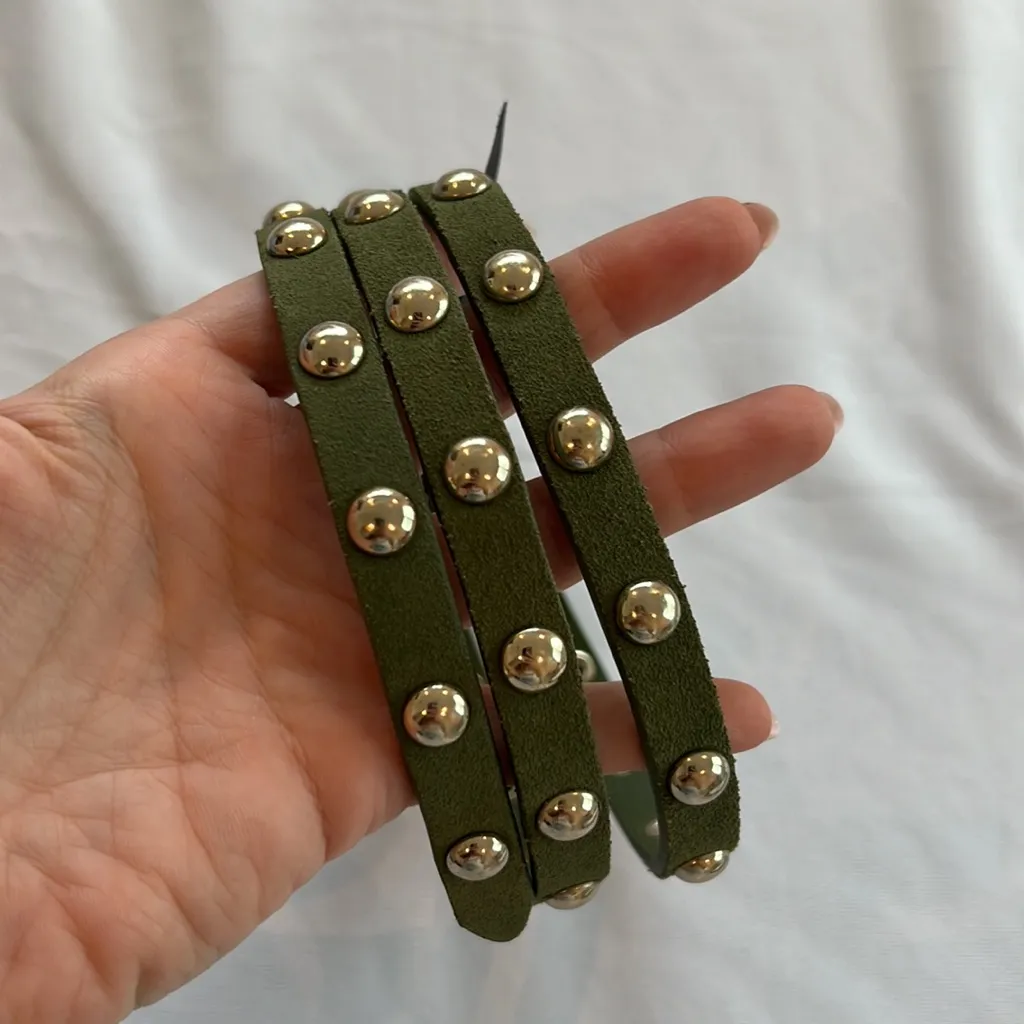 NWOT EXPRESS women S/P olive green thin belt with studs statement strap suede - Image 5