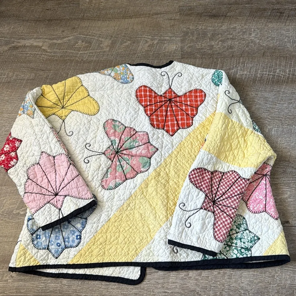 Little Bit Different By Lynne Valentine Butterly Quilt Jacket OS Yellow Size undefined - Image 9