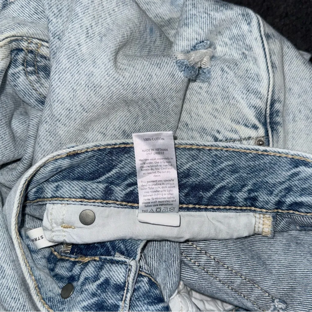 NWT PacSun High Rise Straight Jeans Acid Wash Raw Hem Distressed Size 32 x 27.5 - Image 9