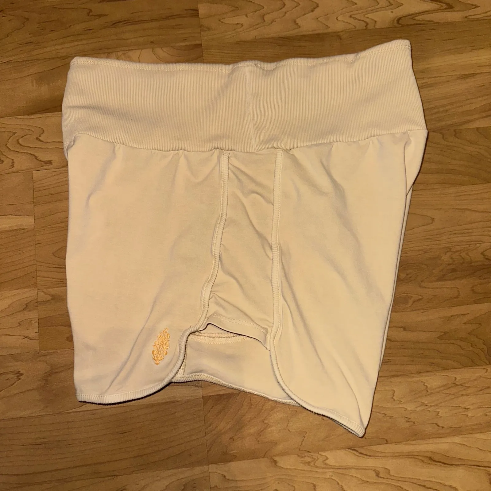 FP movement limitless foldover shorts (missing drawstring)‎ size large Tan - Image 6