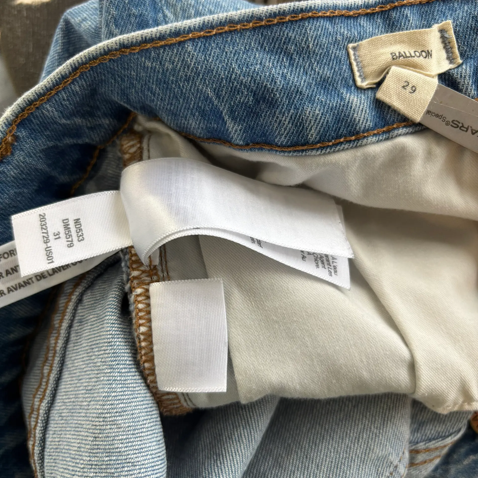 Balloon Whistler Jeans - Image 5