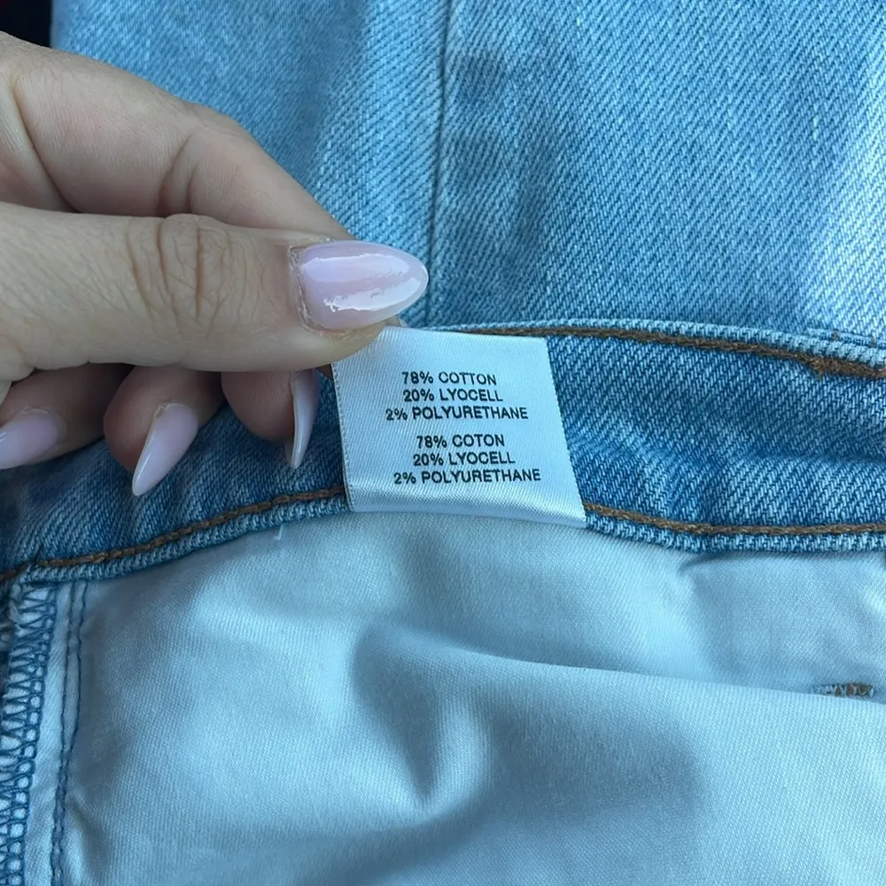 J Brand Gigi Destruct Selena Mid-Rise Cropped Boot Cut Jeans Fray Light Wash - Image 5