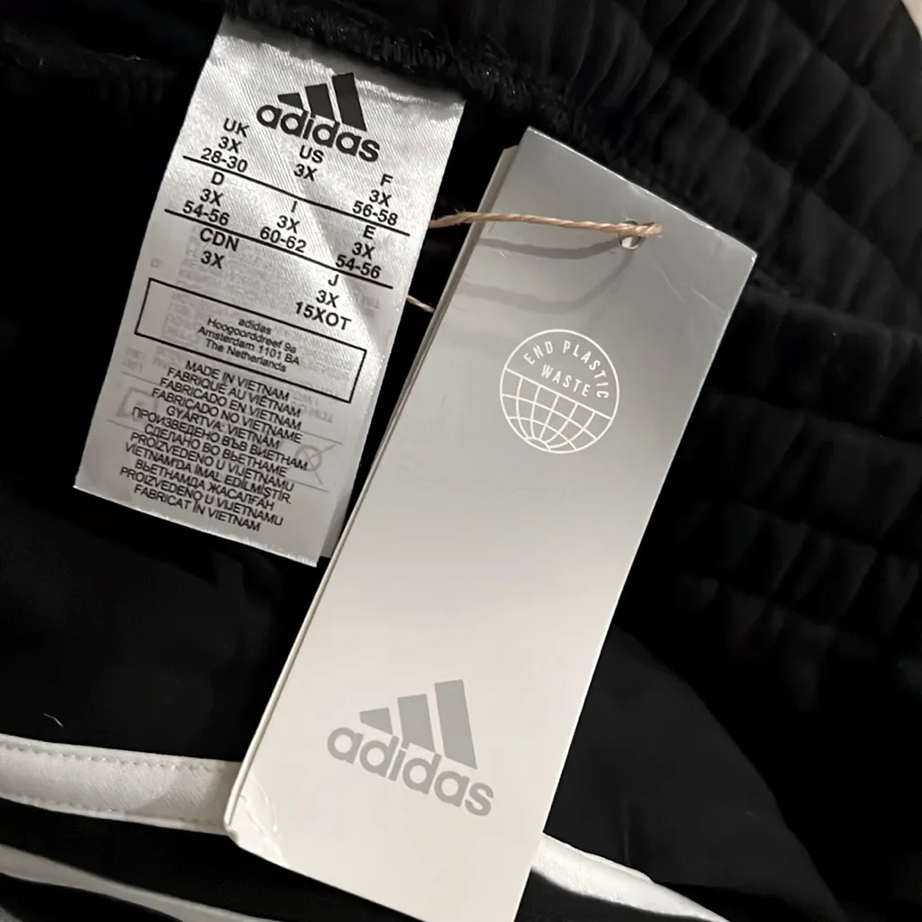 Adidas Essentials 3-Stripes Fleece Joggers in Black, Plus Size 3X, NWT - Image 5