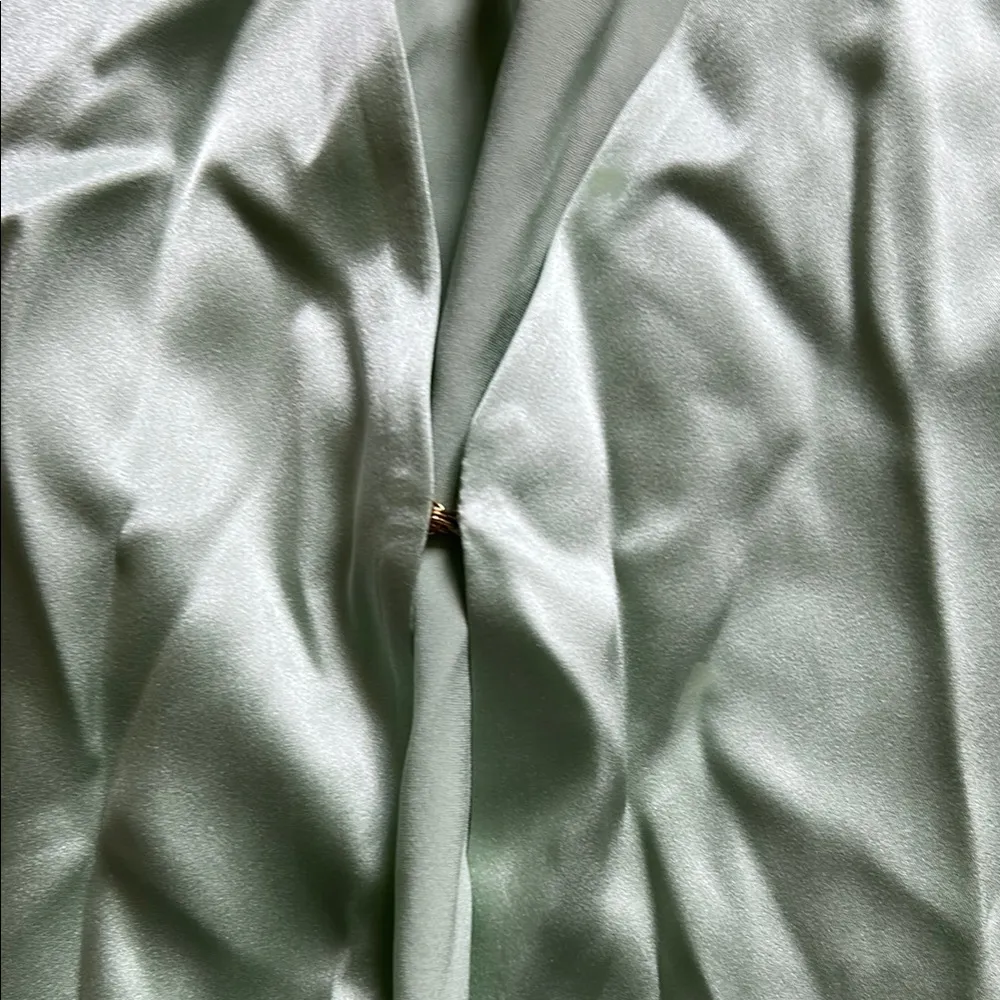 SER.O.YA Green Ruffled Buttoned Blouse Size XL - Image 3