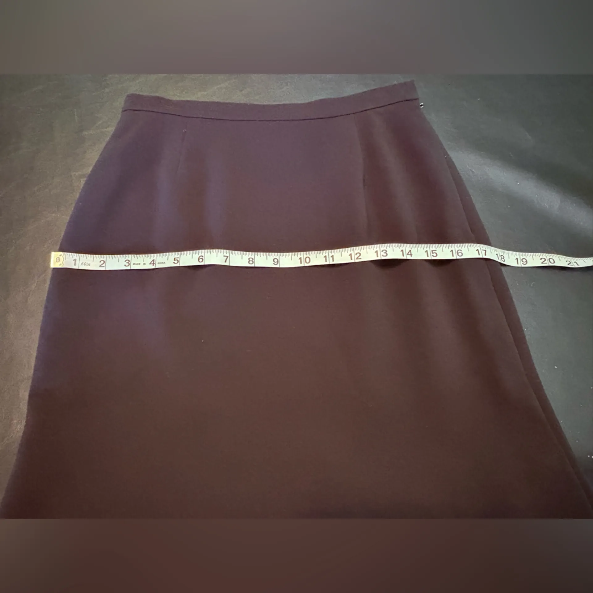 Ann Taylor Black Pencil Skirt with small side slit. Side zip, hook & button. 4P - Image 9