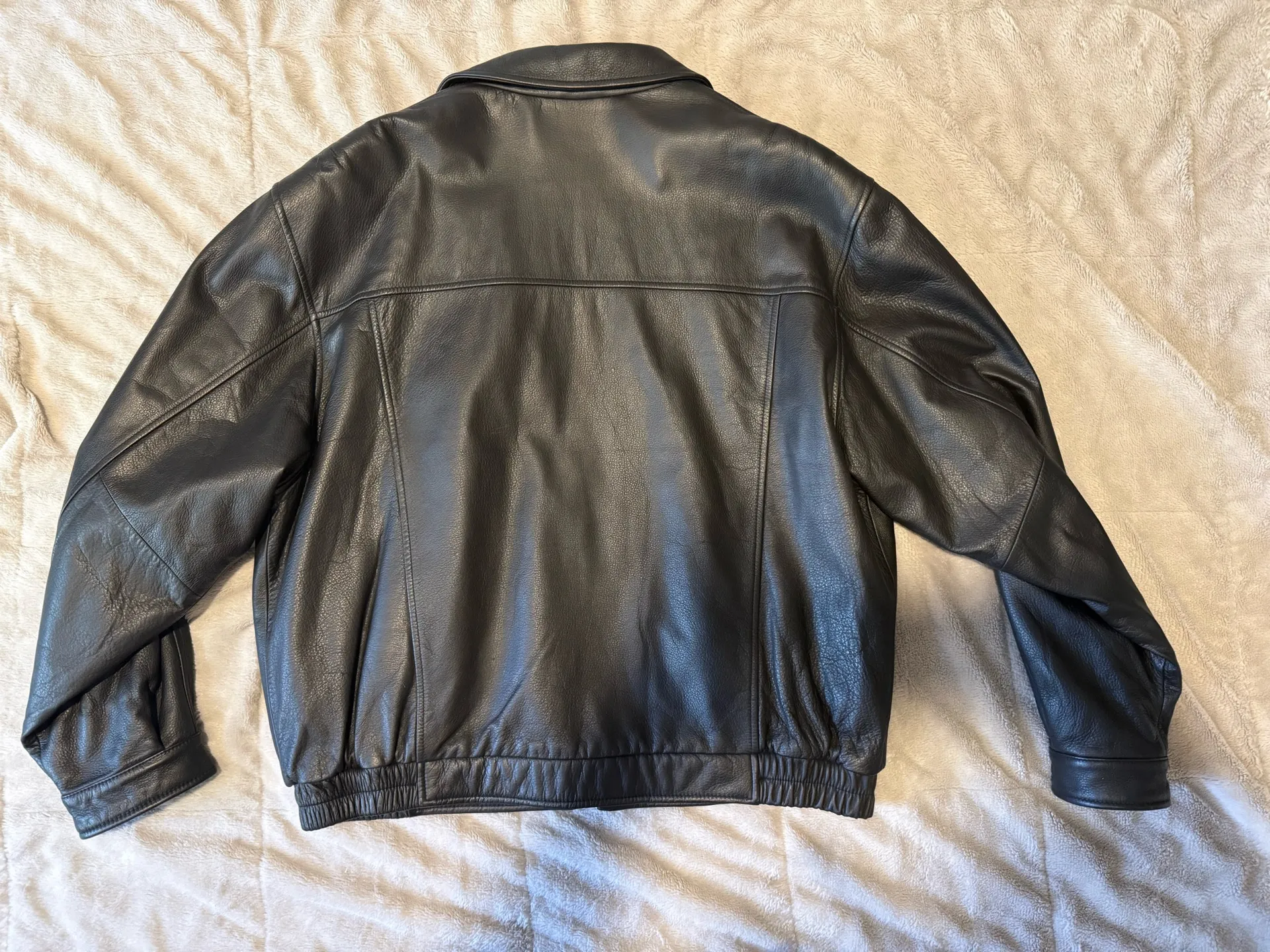 Thick Vintage Leather Jacket - Image 4