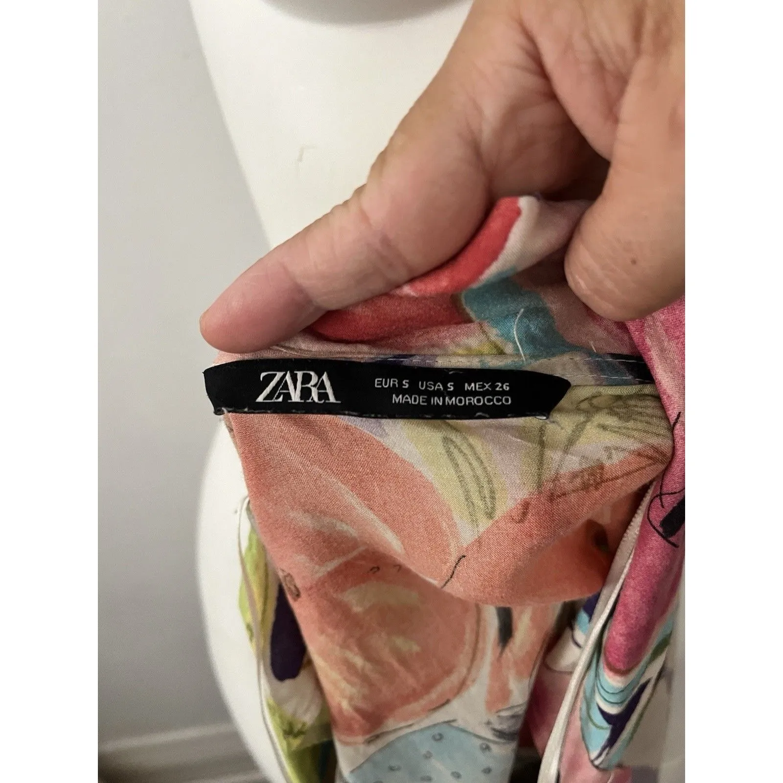 Zara Fruit Theme Printed Short Sleeve Button Down Slouchy Cropped Blouse Size S - Image 3