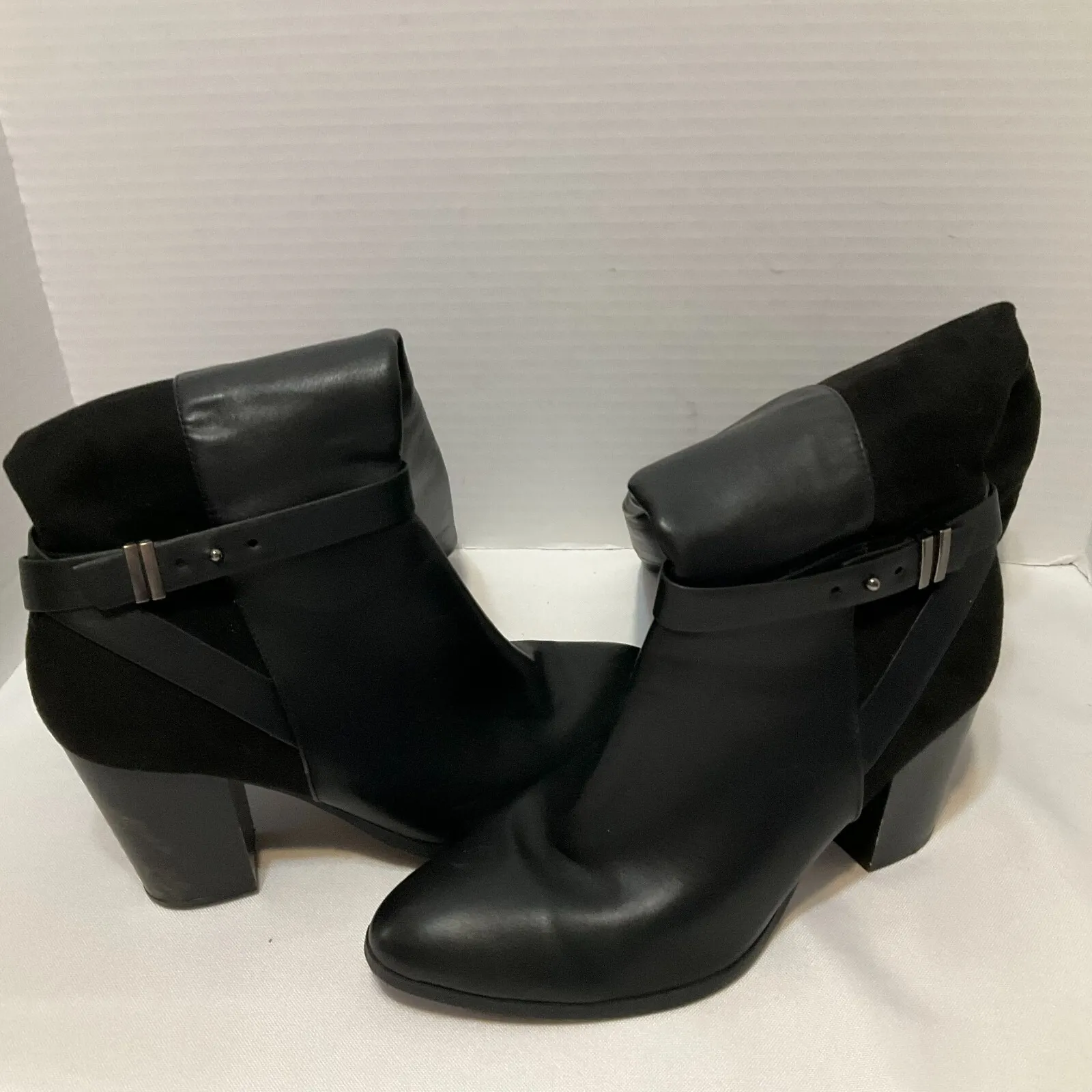 Women's Solid Black Heel Block Pointed Toe Side Zip Mid‎ Calf Boots Size 10 - Image 9