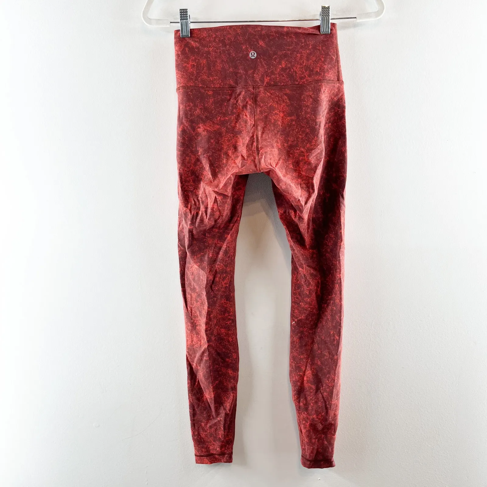 Lululemon Wunder Train High-Rise Tight 25" Denim Wash Print Autumn Red Black 6 - Image 5