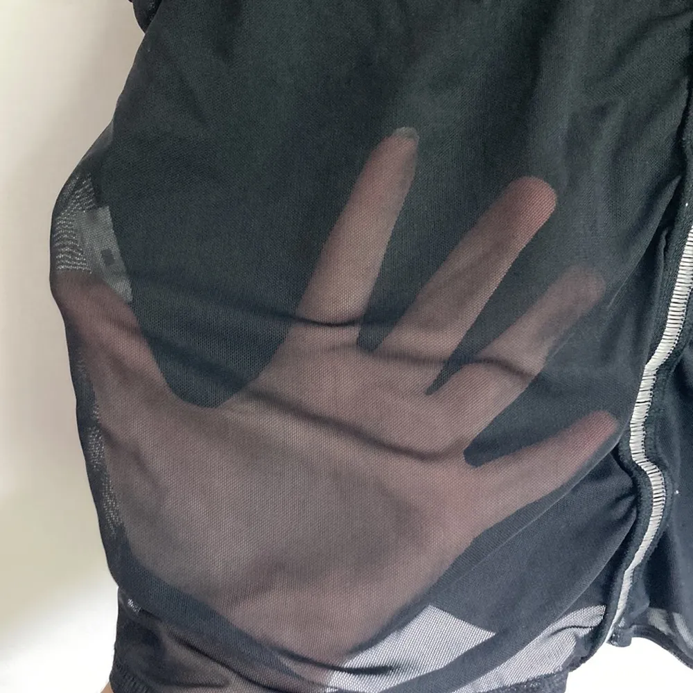 Abercrombie &Fitch|Cropped Black sheer back Tank sz M - Image 4