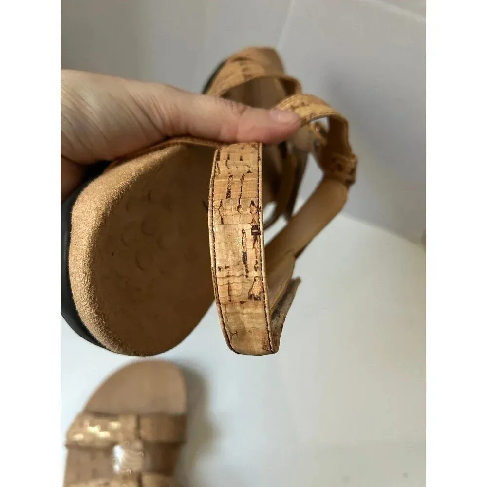 Women’s Sandals, Amber Gold Cork slingback Size 8 - Image 6