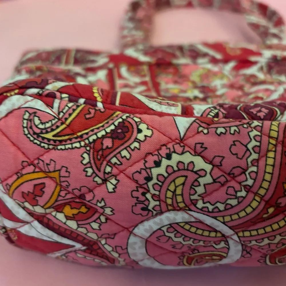 Vera Bradley Rosie Posie Red Pink Small Tote Bag / Shoulder Purse with Pockets - Image 15