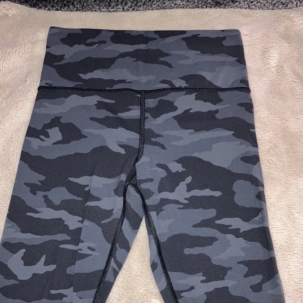 Athleta Elation 7/8 Tight, Small - Image 2