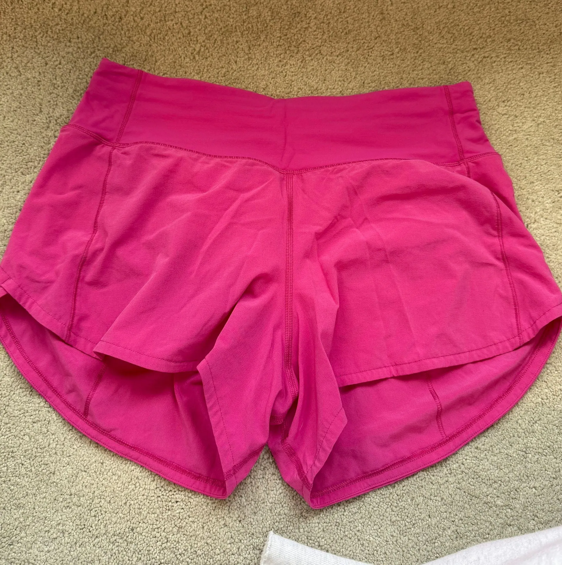 Lululemon Speed Up Shorts 4” Pink Size 6 - Image 2