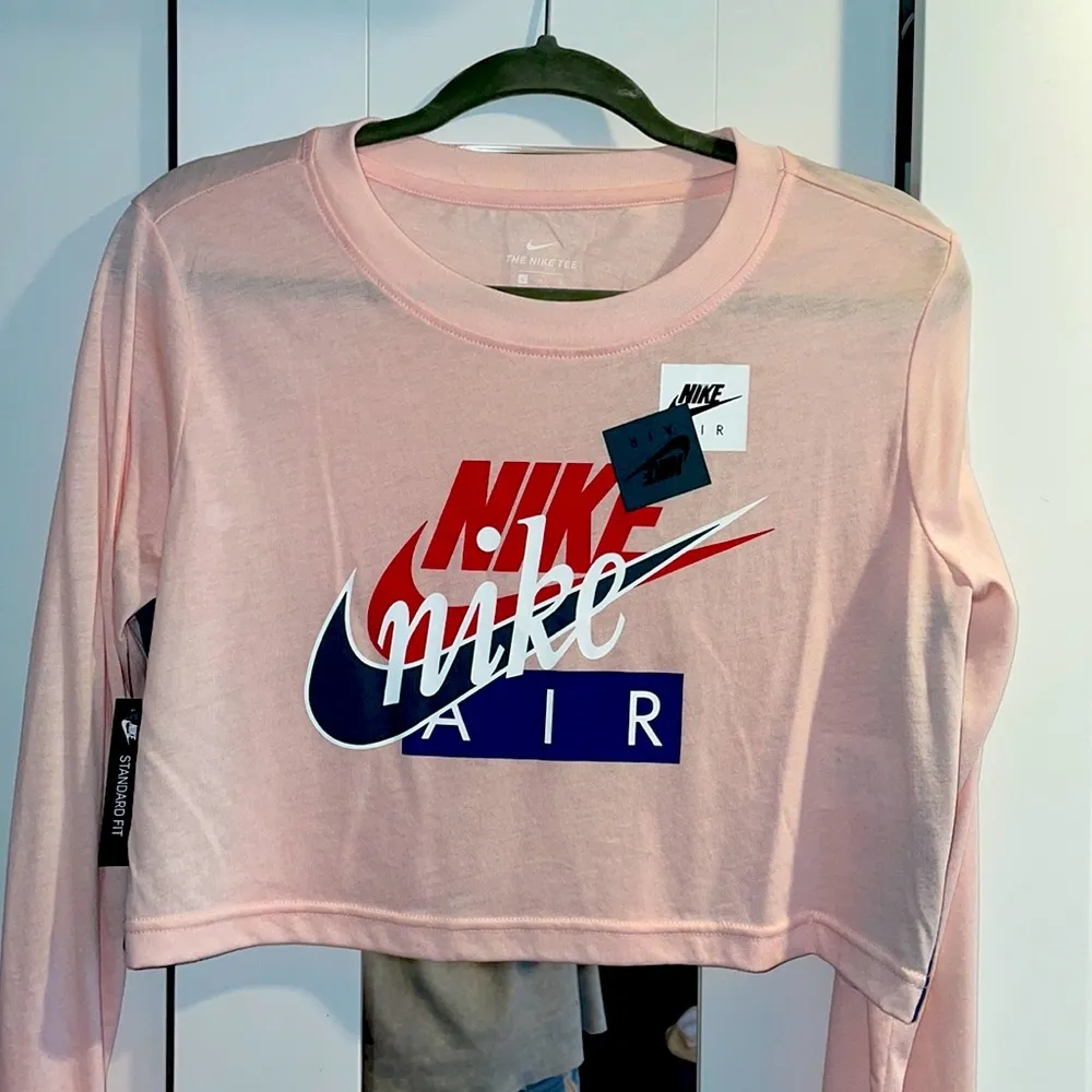 Brand new with tag  light pink Nike crop top (retro look) - Image 2
