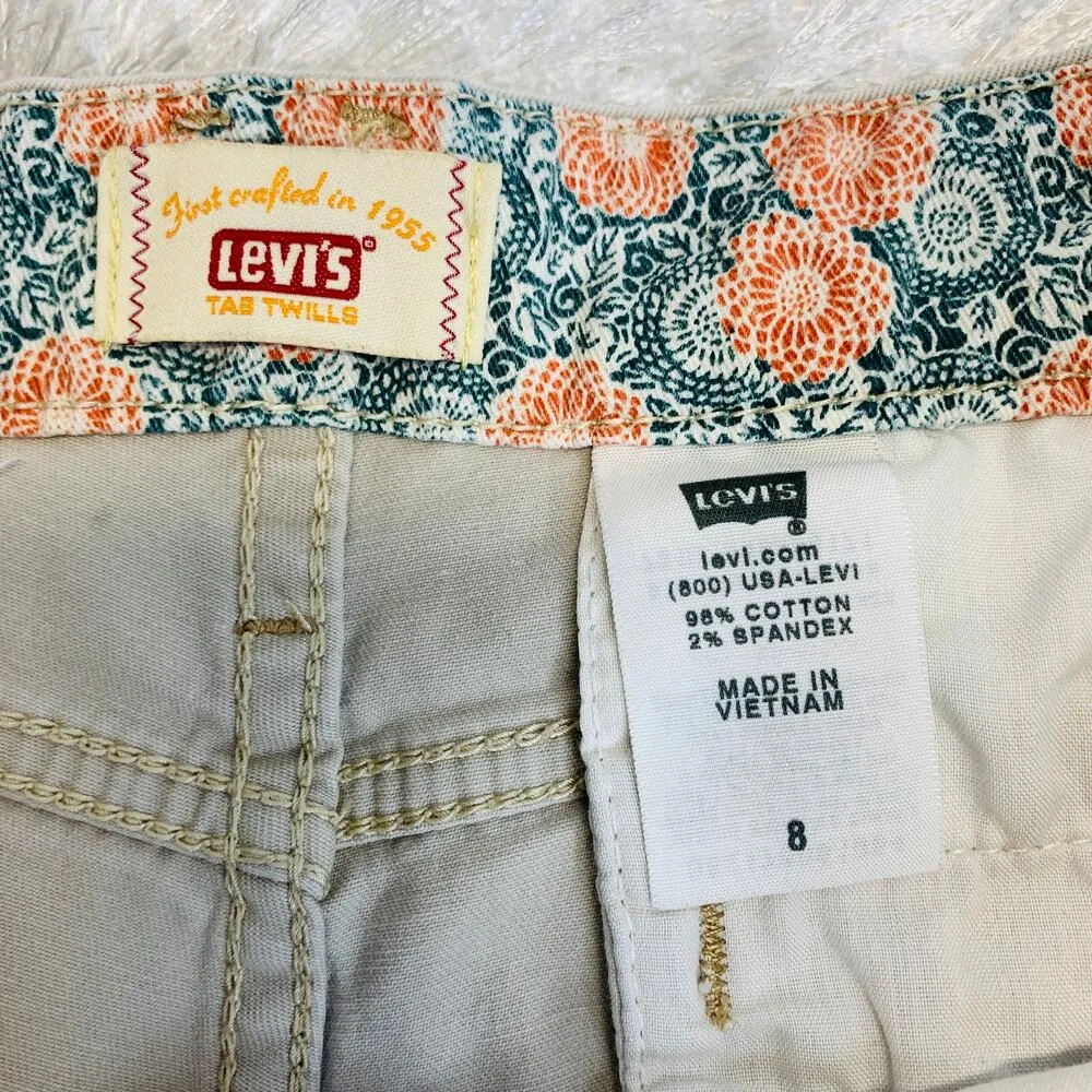 Levi's Beige Flat Front Chino Shorts Sz 8 - Image 4