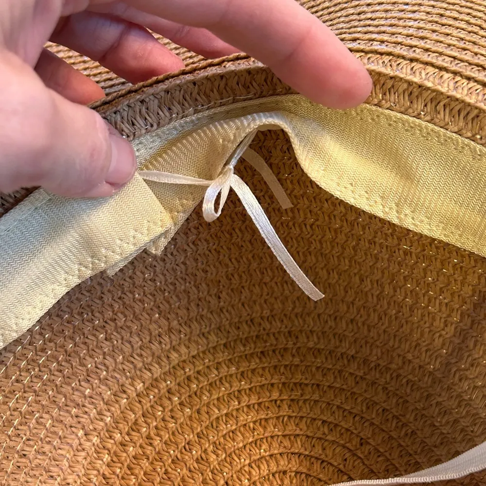 Cute Boho sun hat with bow. OS - Image 3