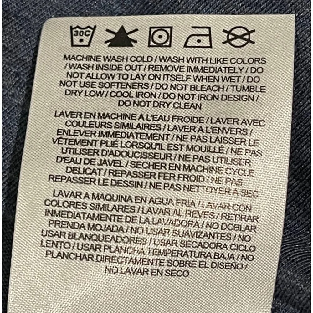 NWT Nike Women's George Washington University "Let's Go" V-neck Tee Navy M - Image 7